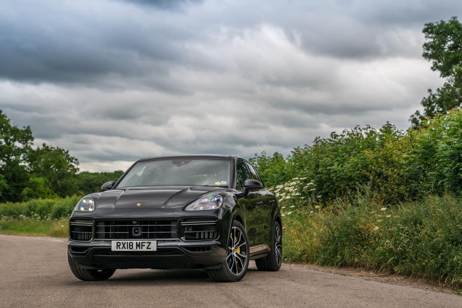  Porsche Cayenne Turbo (PO536) 2018 года  (UK) (фото 11 из 20)